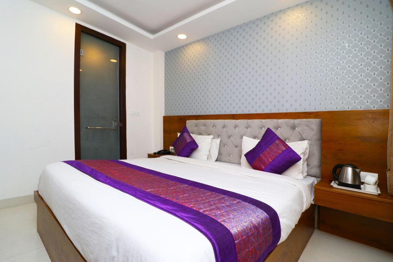 Hotel Belwood Suites - Near New Delhi Airport المظهر الخارجي الصورة