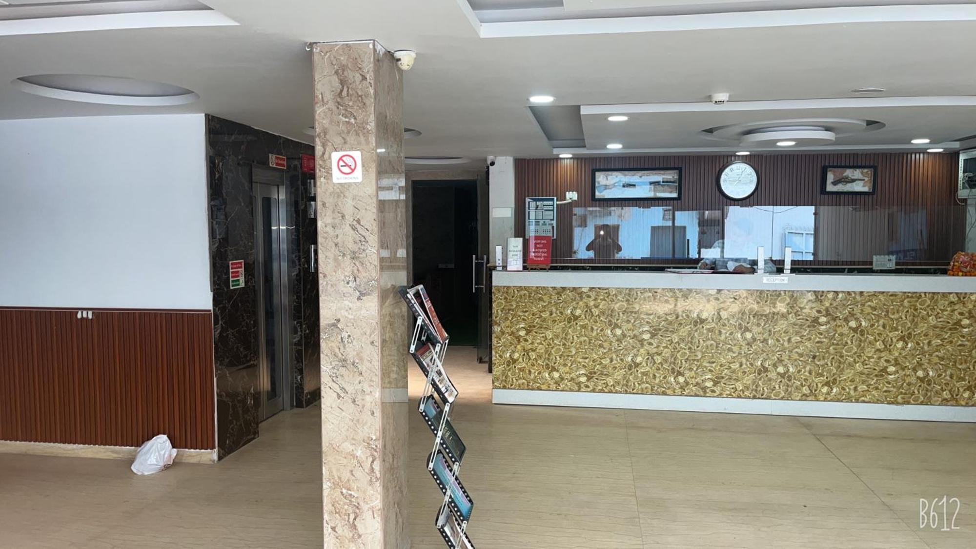 Hotel Belwood Suites - Near New Delhi Airport المظهر الخارجي الصورة